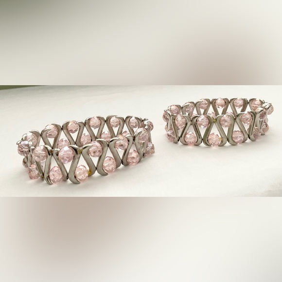 BEADED PINK AND METAL FAUX RHINESTONE BRACELETS - LIKE NEW - Picture 3 of 7